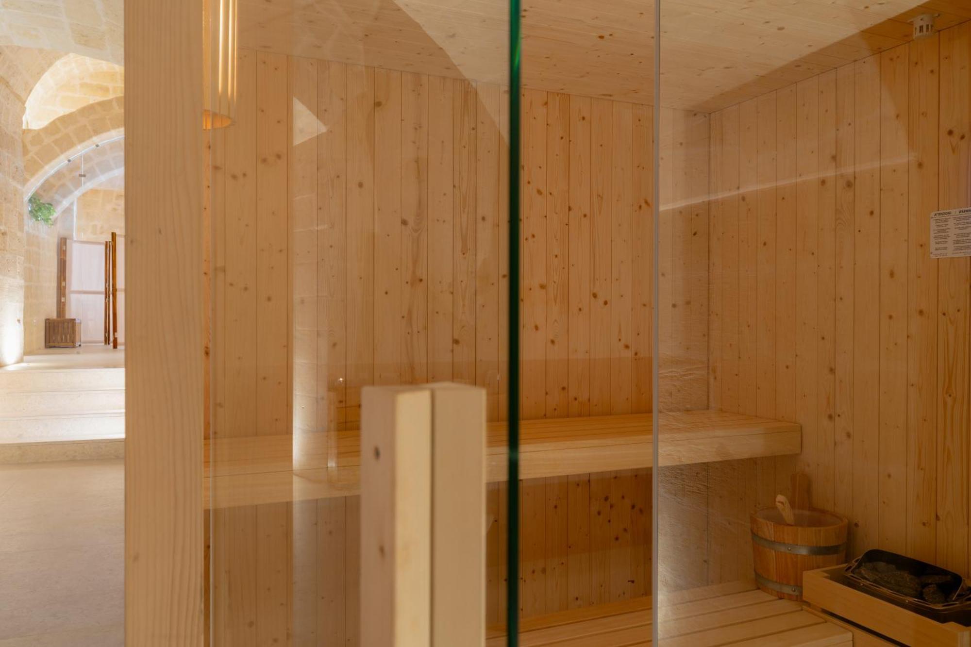 Endea Suite Rooms & Lounge Spa มาเตรา ภายนอก รูปภาพ
