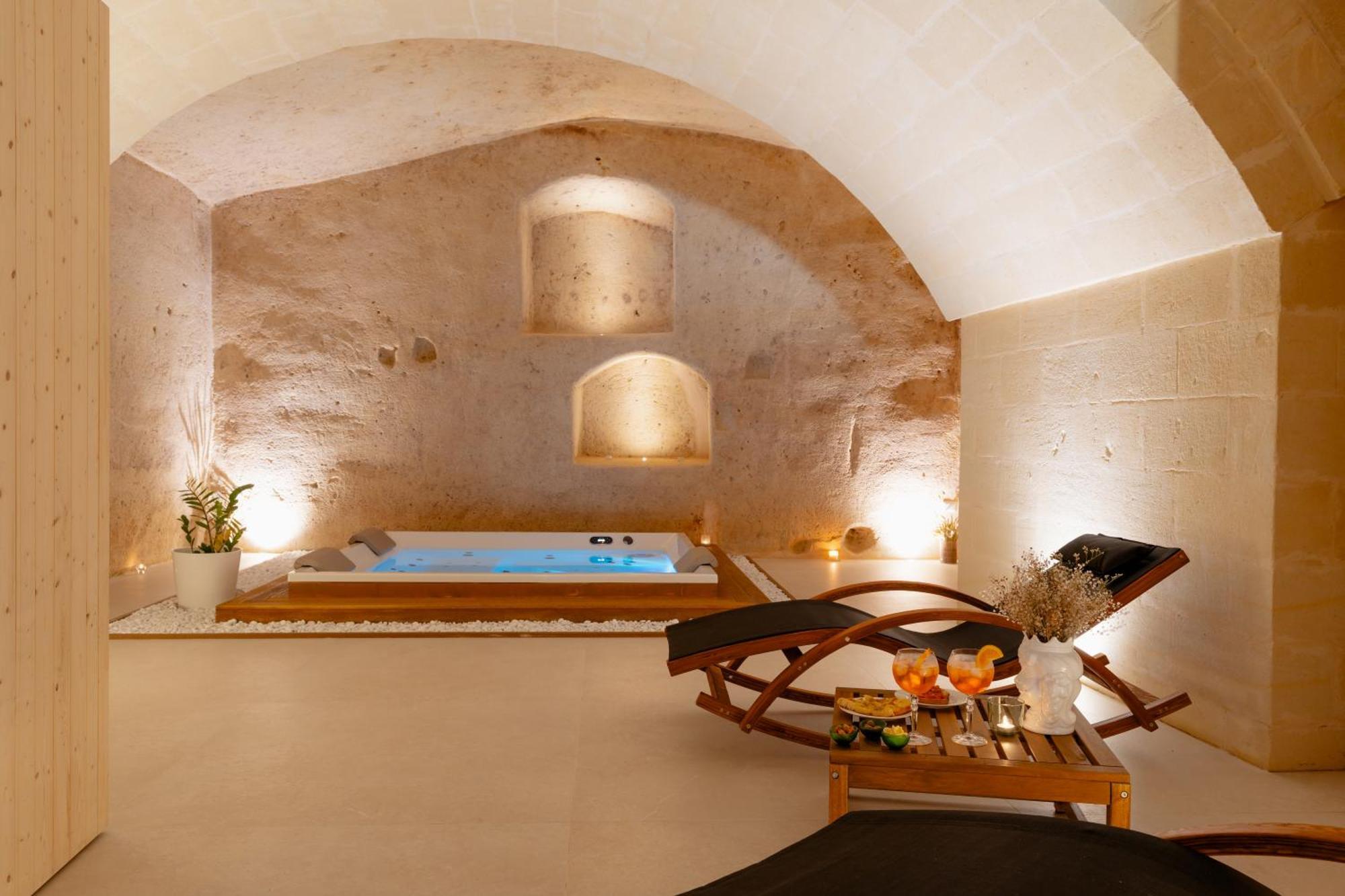 Endea Suite Rooms & Lounge Spa มาเตรา ภายนอก รูปภาพ